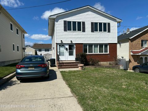 Multifamily For Sale - 912 Annadale Road<br/> Staten Island, NY 10312