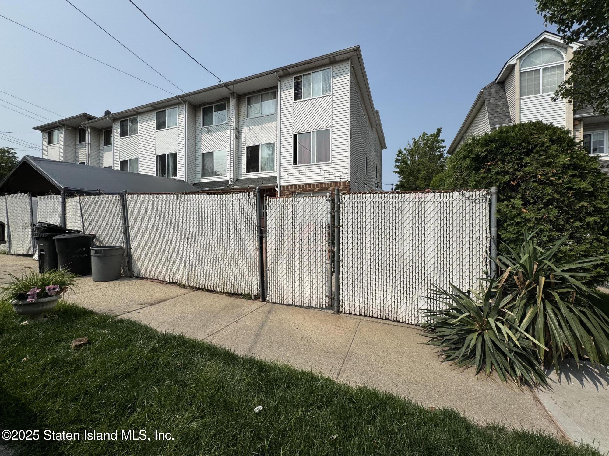 494 Winant Avenue, Staten Island, New York image 2