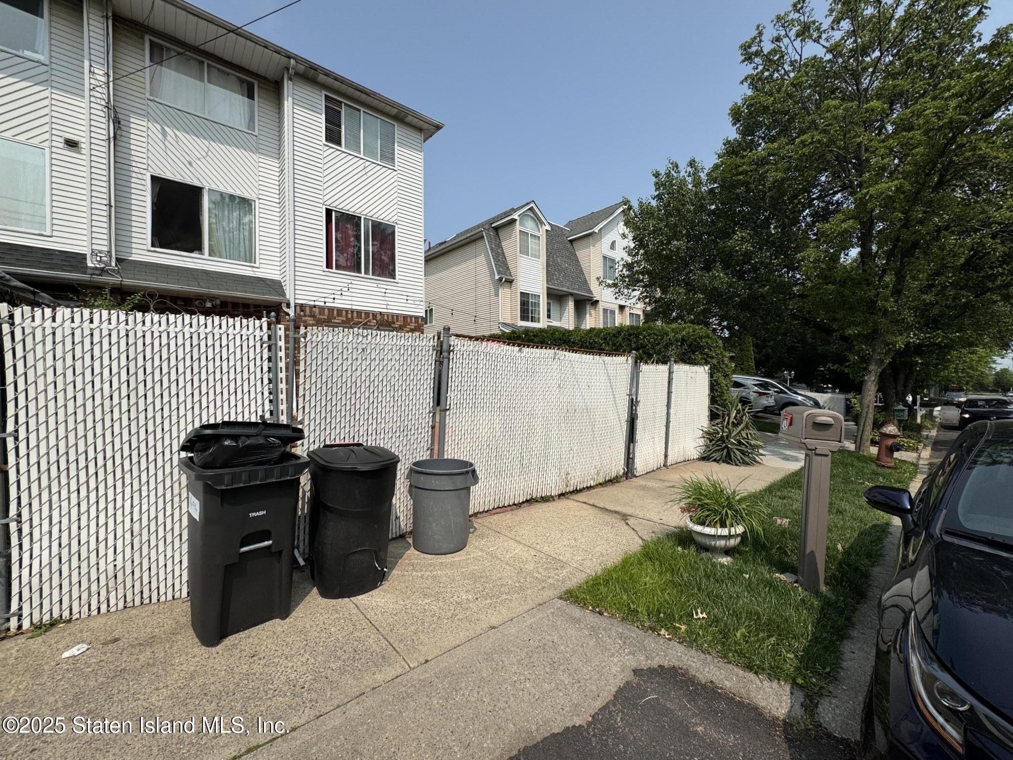 494 Winant Avenue, Staten Island, New York image 3
