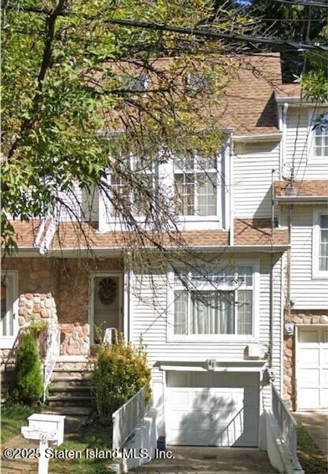 Photo of 41 Wolcott Avenue, Staten Island, NY 10312 (MLS # 2506716)