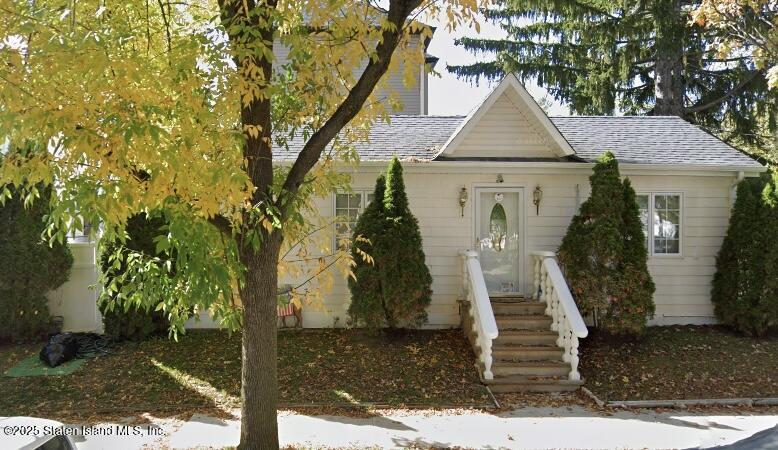 520 Clermont Avenue, Staten Island, New York image 1