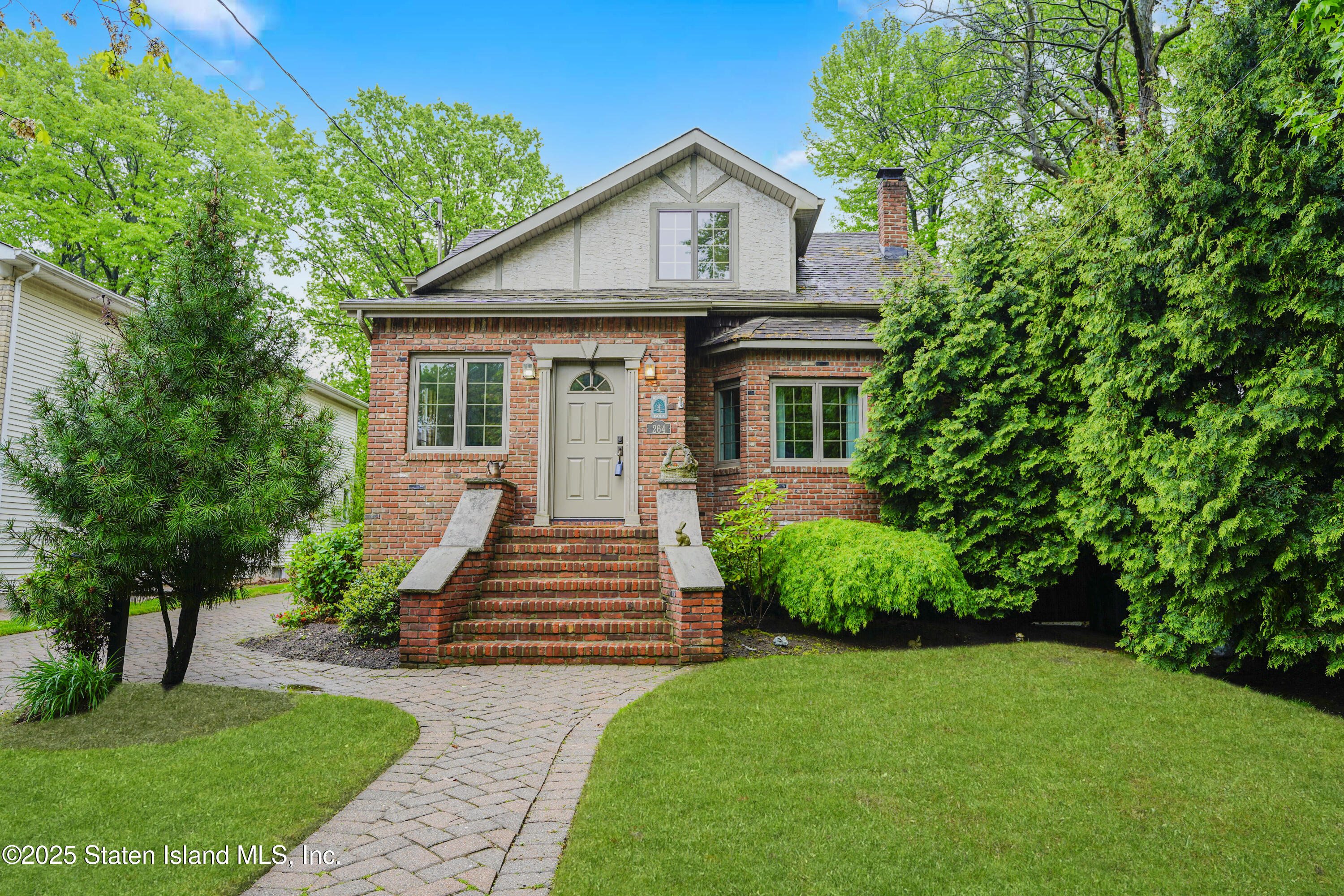 264 Rathbun Avenue, Staten Island, New York image 2