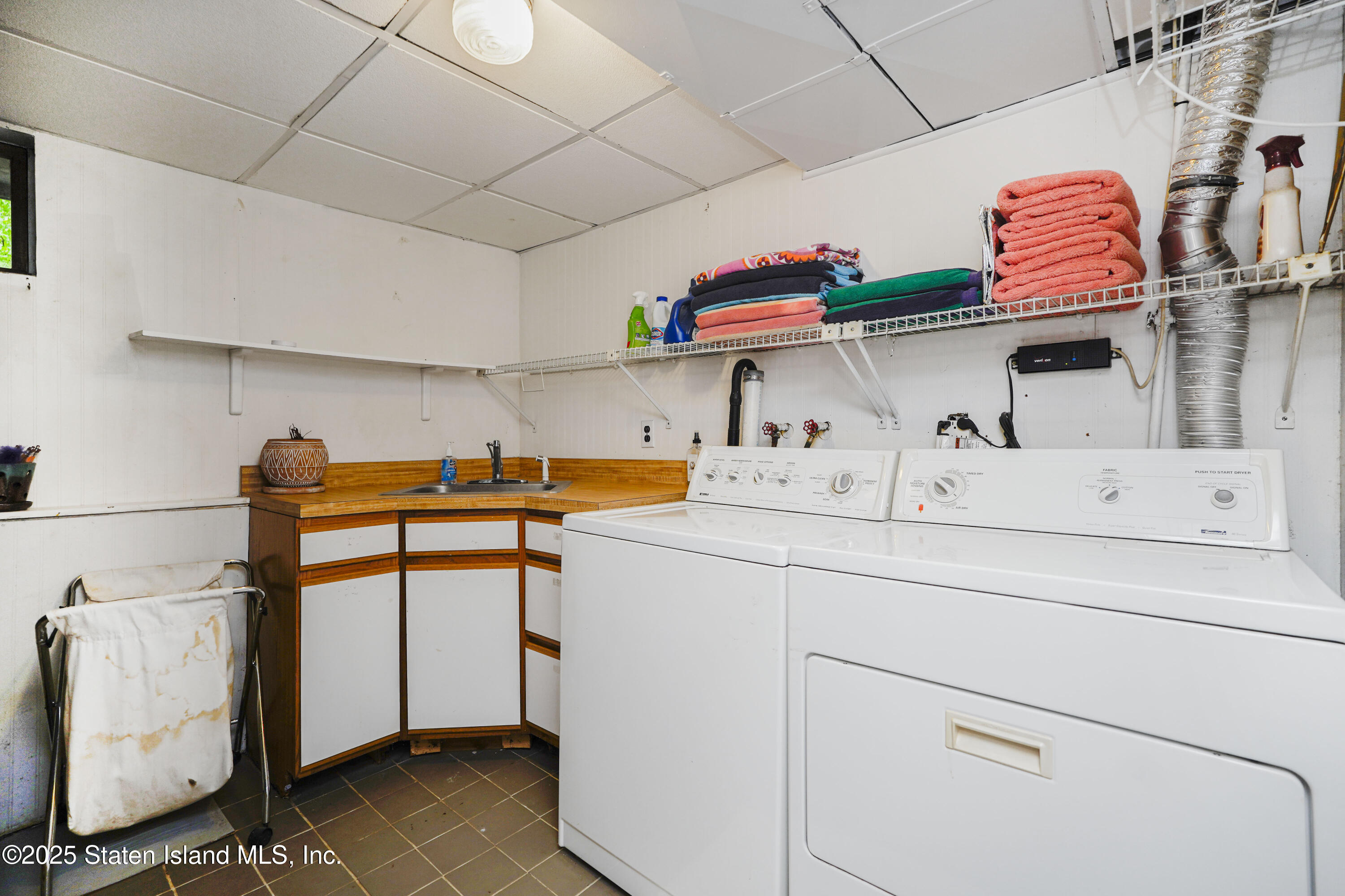 264 Rathbun Avenue, Staten Island, New York image 36