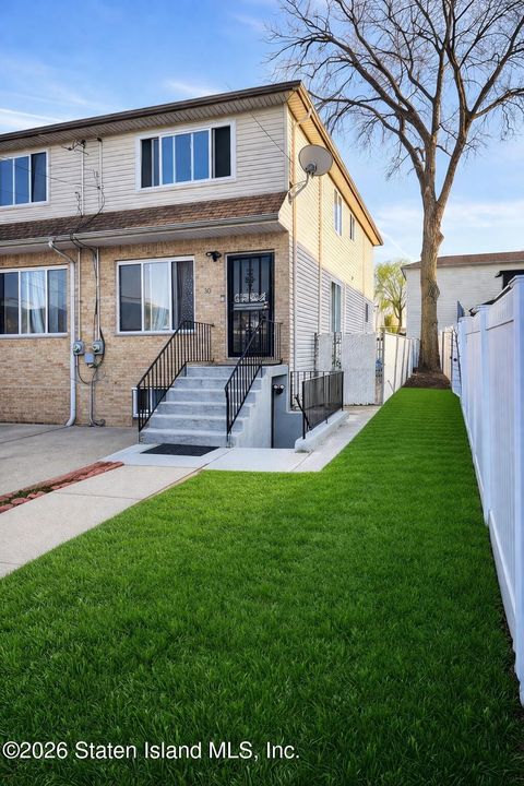 Photo of 30 Spirit Lane, Staten Island, NY 10303 (MLS # 2601579)