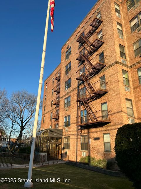 Photo of 1160 Richmond Road #2k, Staten Island, NY 10304 (MLS # 2502107)