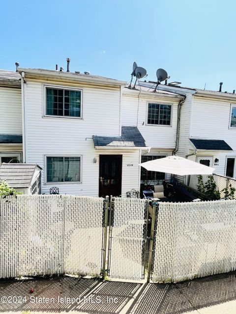 Photo of 404 Weser Avenue Avenue #A, Staten Island, NY 10304 (MLS # 2404858)