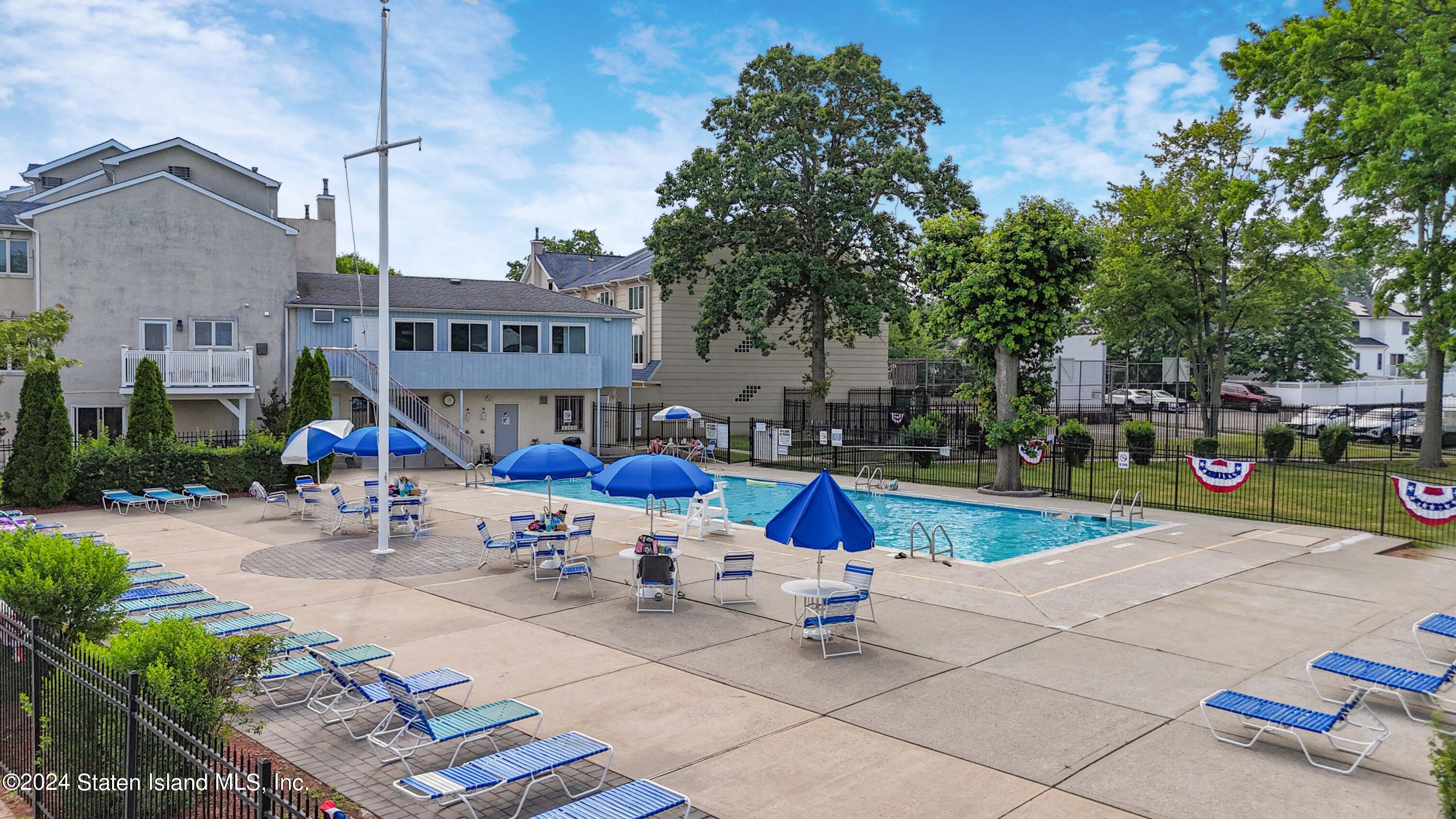 156 Surfside Plaza #100, Staten Island, New York image 19