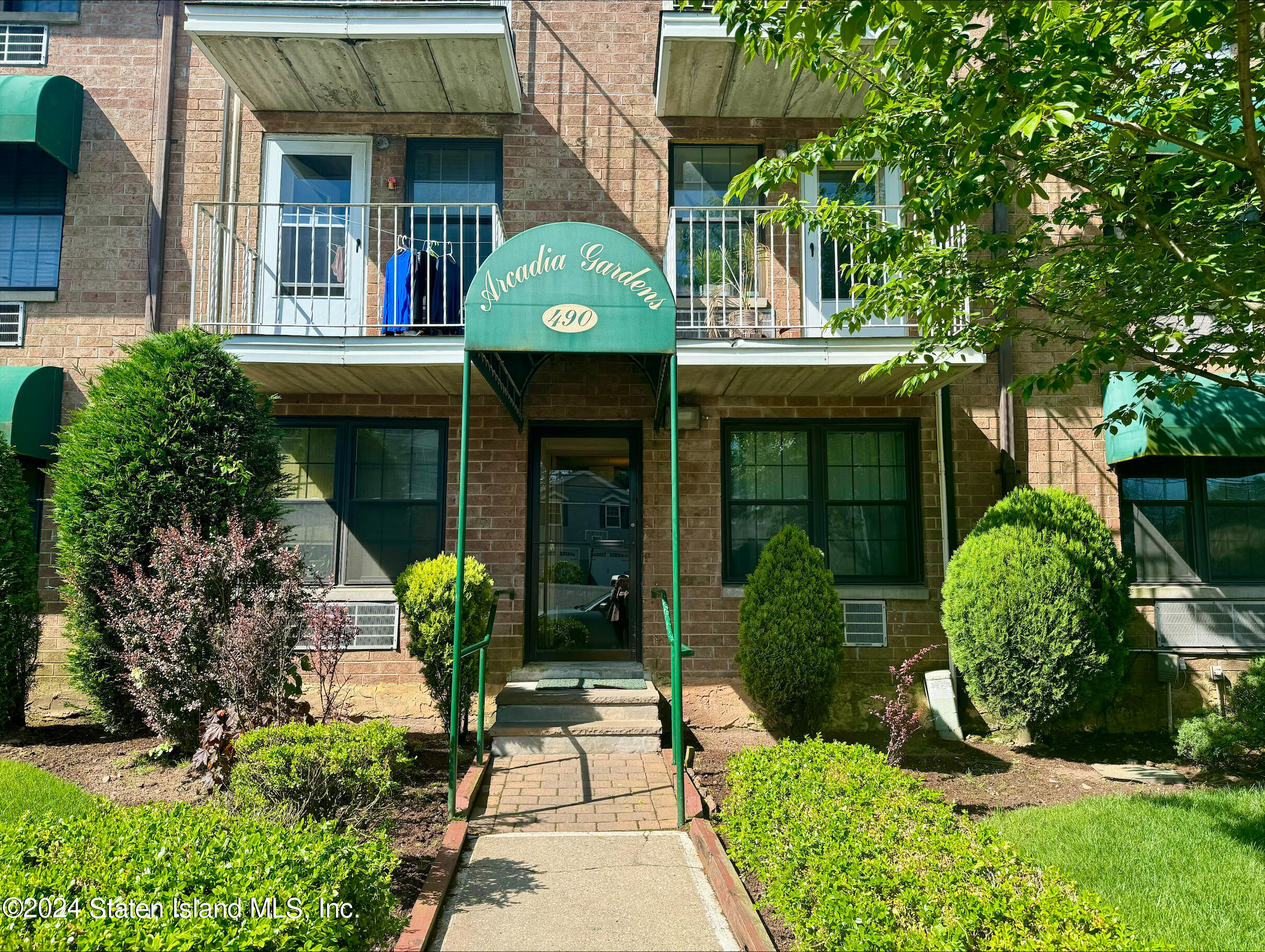 490 Clove Road #3G, Staten Island, New York image 1