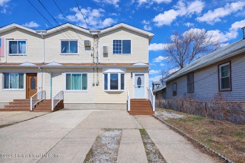 Homes For Sale - 89 Mapleton Avenue #A<br/> Staten Island, NY 10306