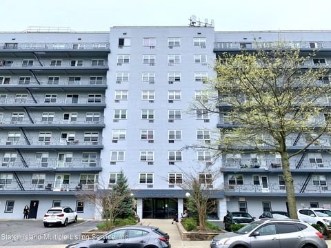 Photo of 20 Cliff Street #3d, Staten Island, NY 10305 (MLS # 1161436)