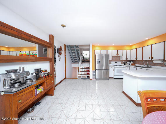 31 Country Drive, Staten Island, New York image 8