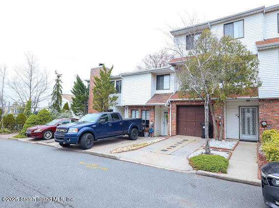 31 Country Drive, Staten Island, New York image 2