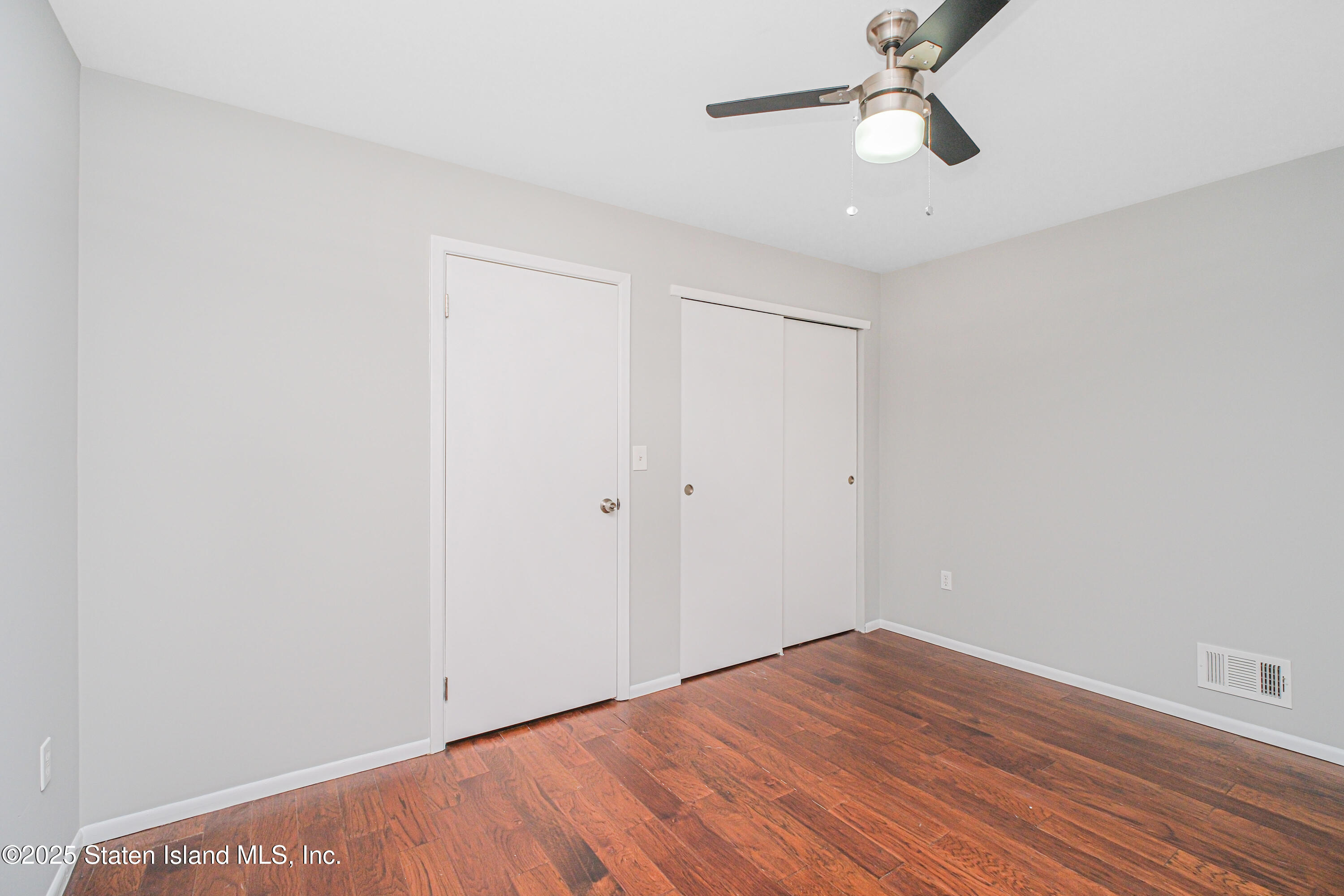 330 Skyline Drive #H, Staten Island, New York image 19
