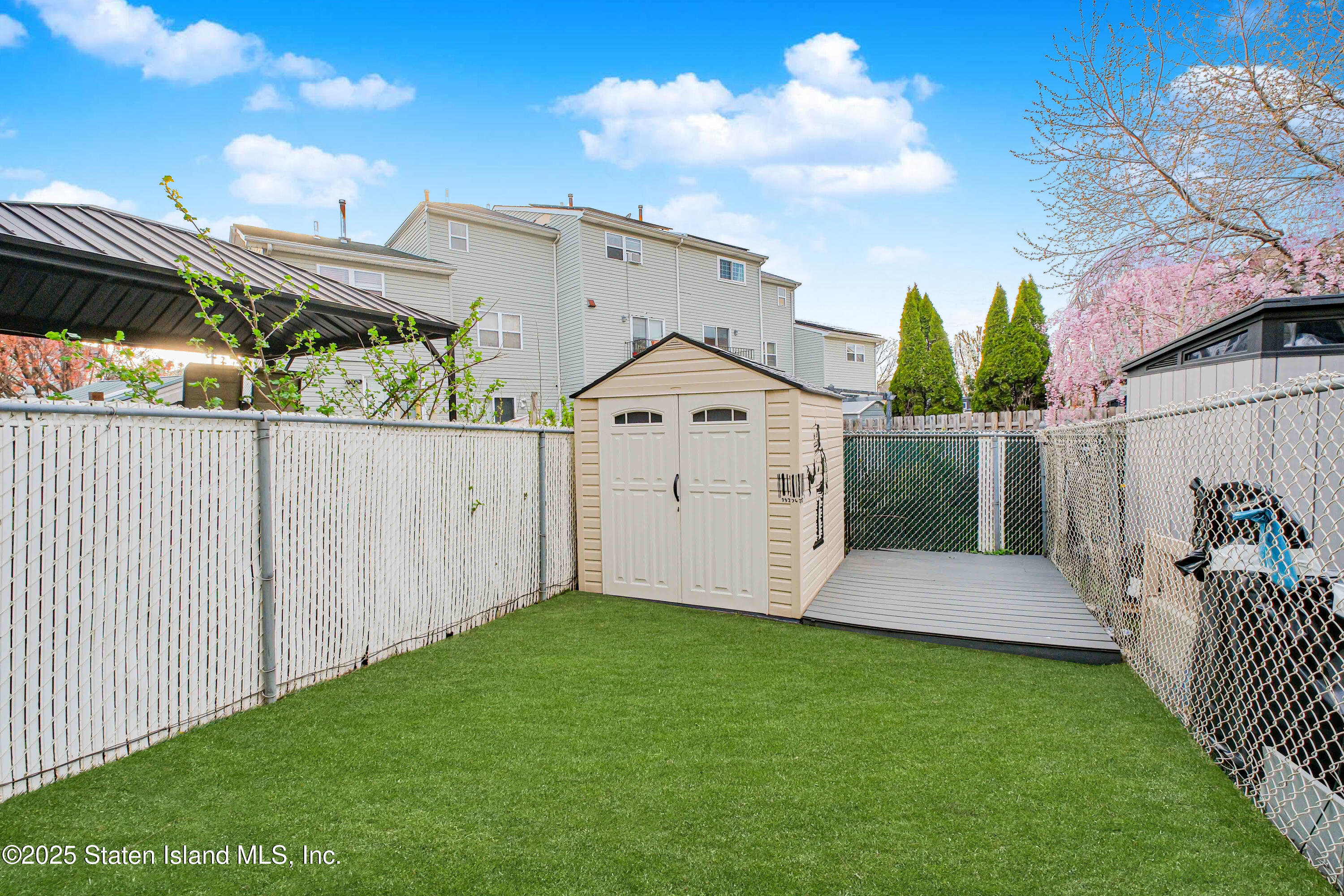 330 Skyline Drive #H, Staten Island, New York image 38