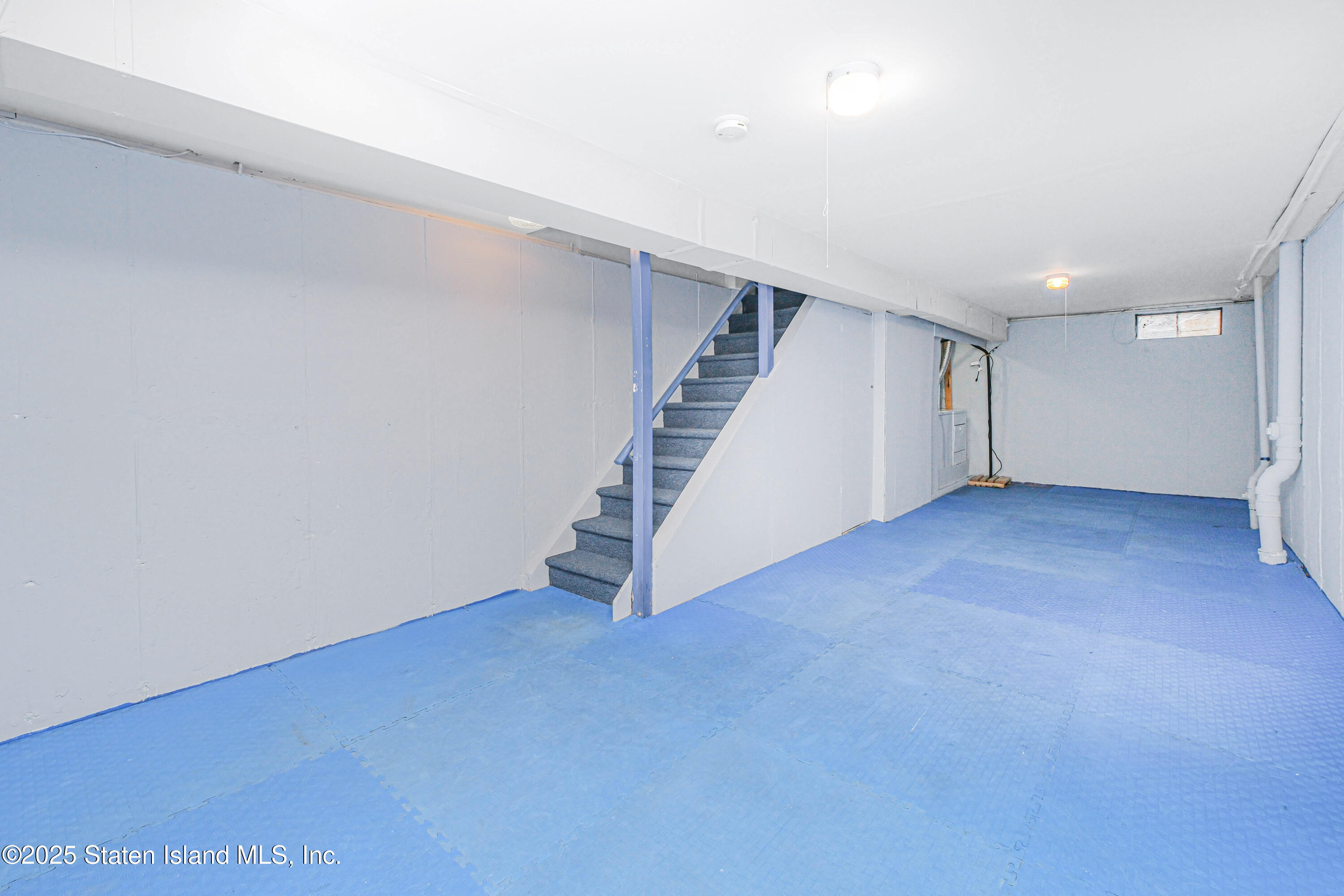330 Skyline Drive #H, Staten Island, New York image 35