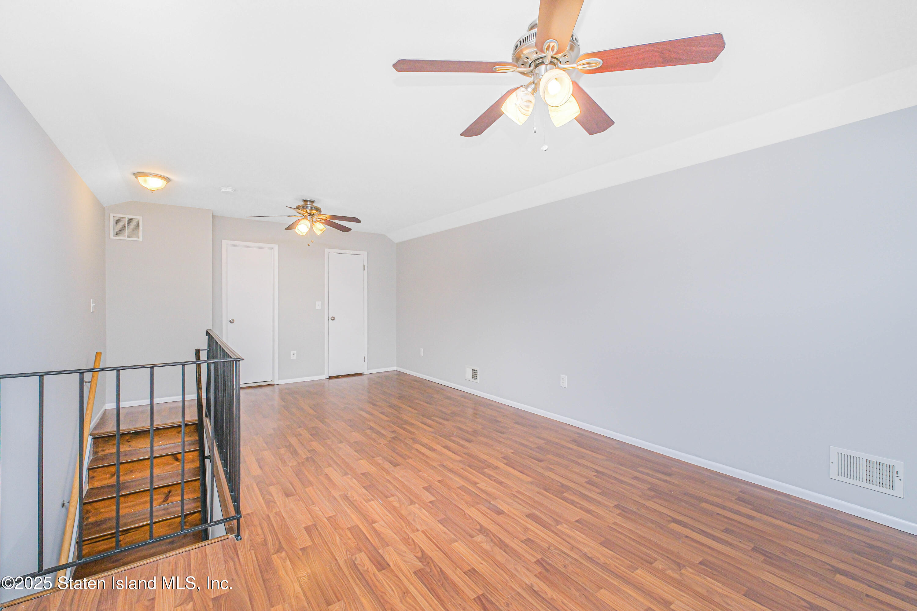 330 Skyline Drive #H, Staten Island, New York image 25