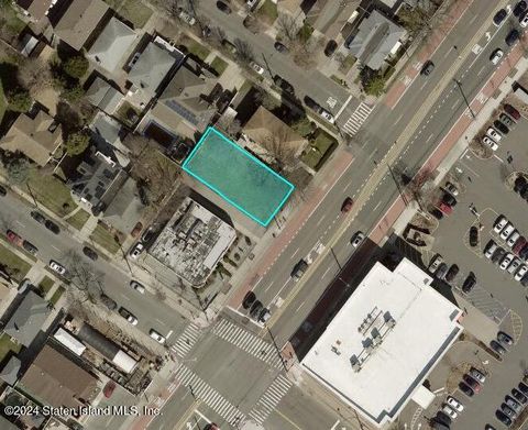 Photo of 0 Hylan Boulevard, Staten Island, NY 10306 (MLS # 2405533)