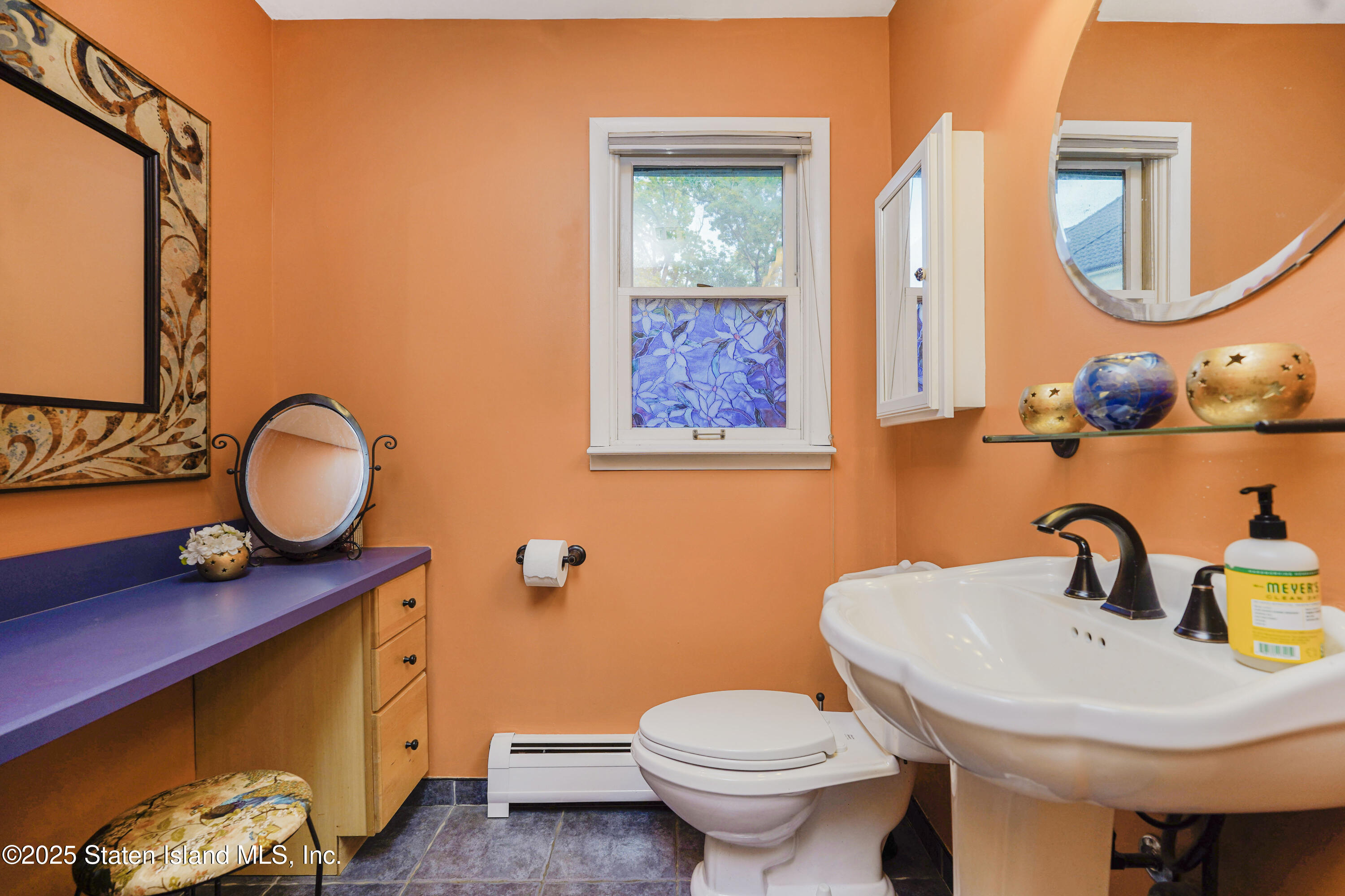 Staten Island, New York 10304, United States, 5 Bedrooms Bedrooms, ,2 BathroomsBathrooms,Residential,Pending,151085