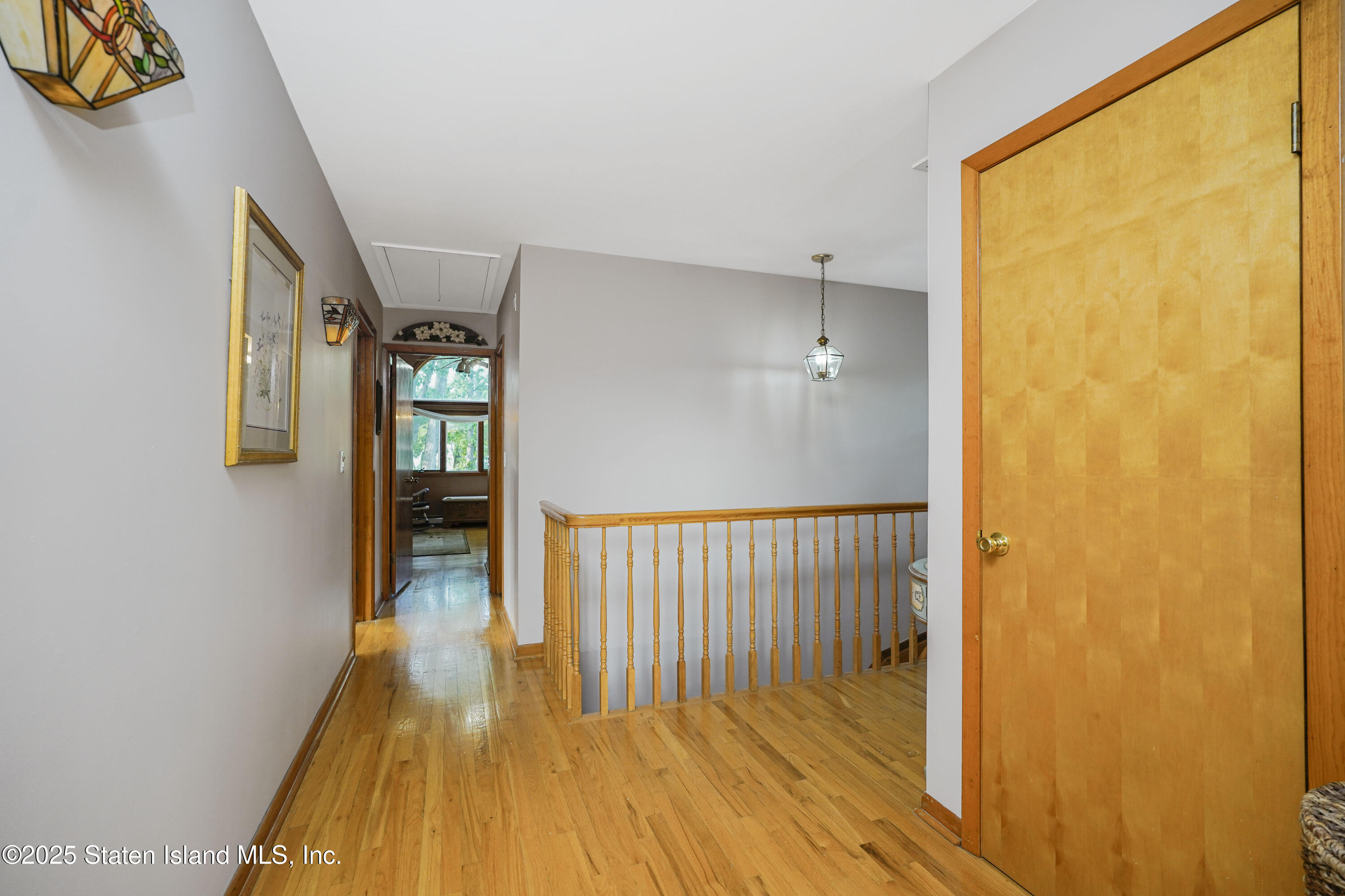 Staten Island, New York 10304, United States, 5 Bedrooms Bedrooms, ,2 BathroomsBathrooms,Residential,Pending,151085