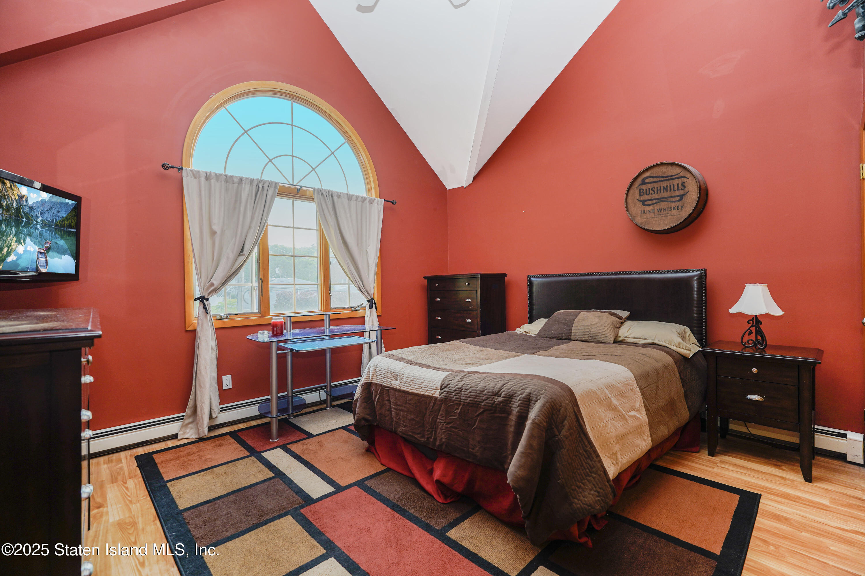 Staten Island, New York 10304, United States, 5 Bedrooms Bedrooms, ,2 BathroomsBathrooms,Residential,Pending,151085