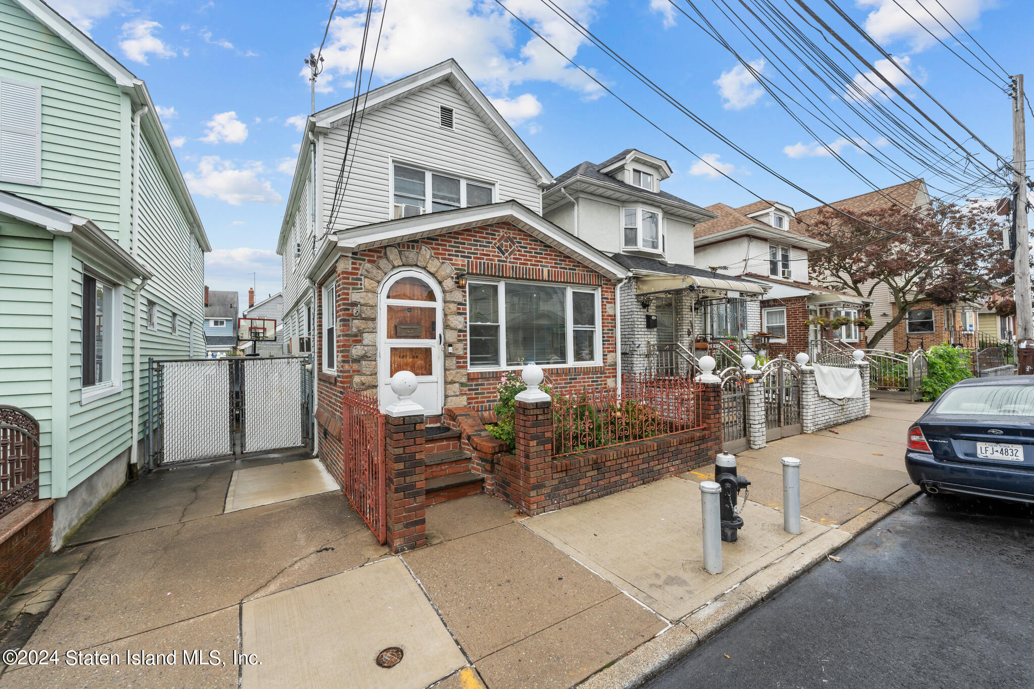 101-28 130th Street St, Richmond Hill, New York image 2