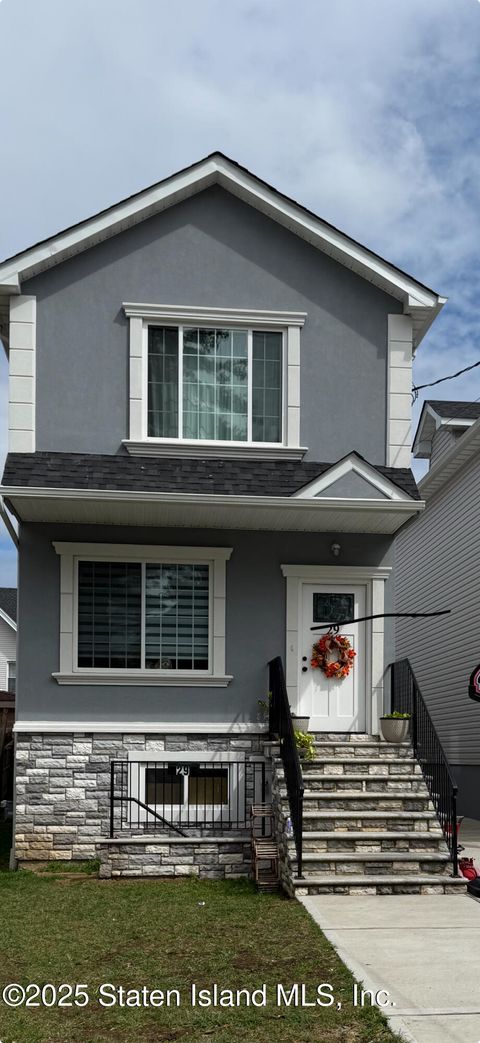 Photo of 29 Simonson Avenue, Staten Island, NY 10303 (MLS # 2504994)