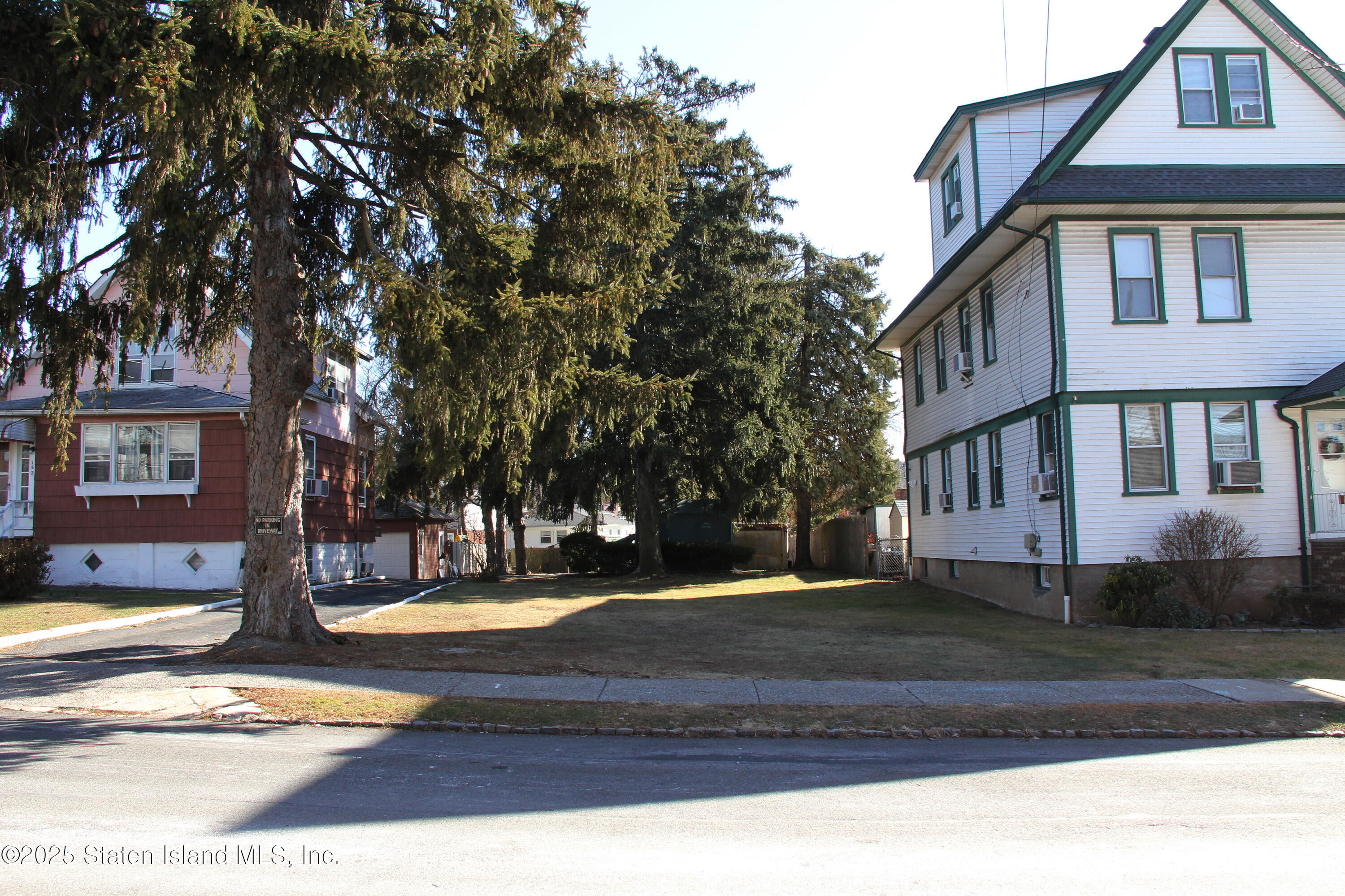 156 Van Cortlandt Avenue, Staten Island, New York image 5