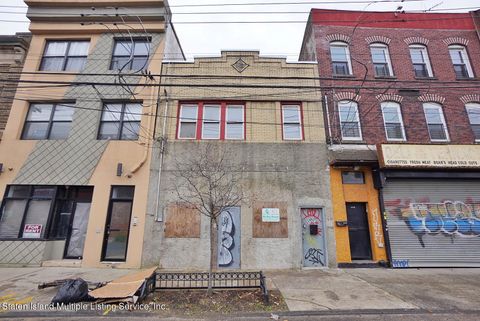 Photo of 2948 Richmond Terrace, Staten Island, NY 10303 (MLS # 1159110)