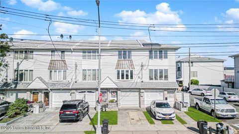 Photo of 1063 Father Capodanno Boulevard, Staten Island, NY 10306 (MLS # 2505073)