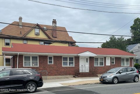 Photo of 891893 Forest Avenue, Staten Island, NY 10310 (MLS # 2403891)