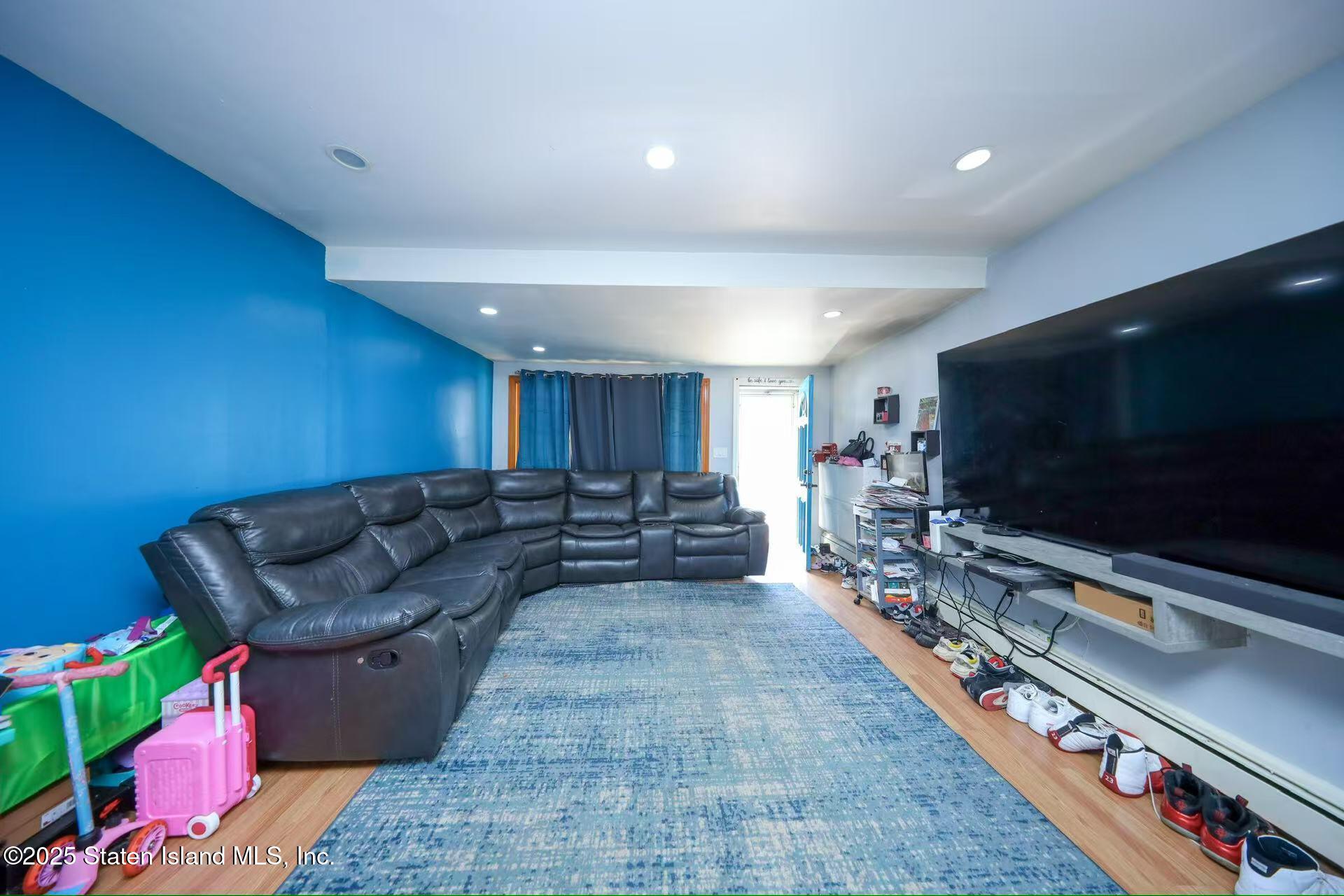 1733 37th Street, Brooklyn, New York image 4