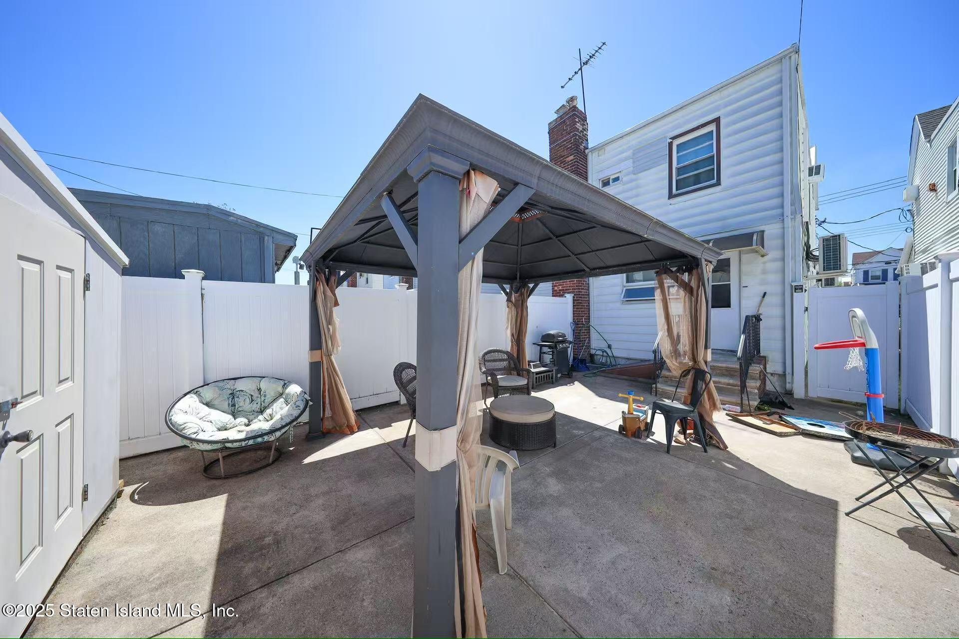 1733 37th Street, Brooklyn, New York image 15