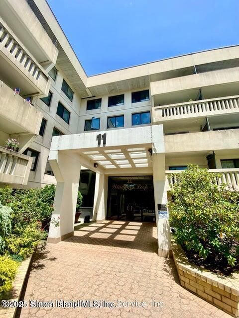 Photo of 11 Windham Loop #3 Hh, Staten Island, NY 10314 (MLS # 2500223)