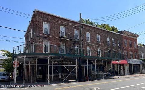 Photo of 661663 Bay Street, Staten Island, NY 10304 (MLS # 1164185)