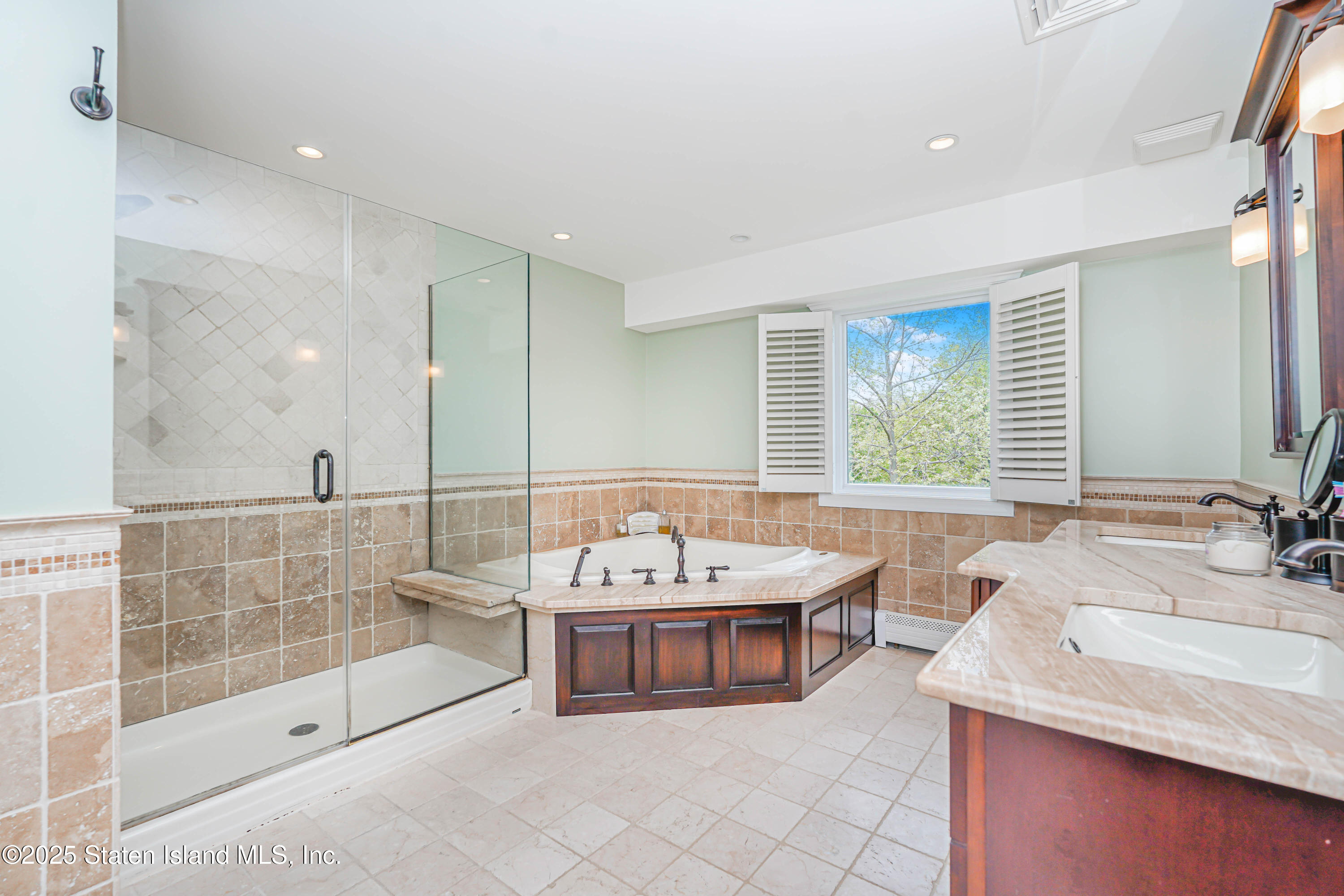 237 Bayview Avenue, Staten Island, New York image 29