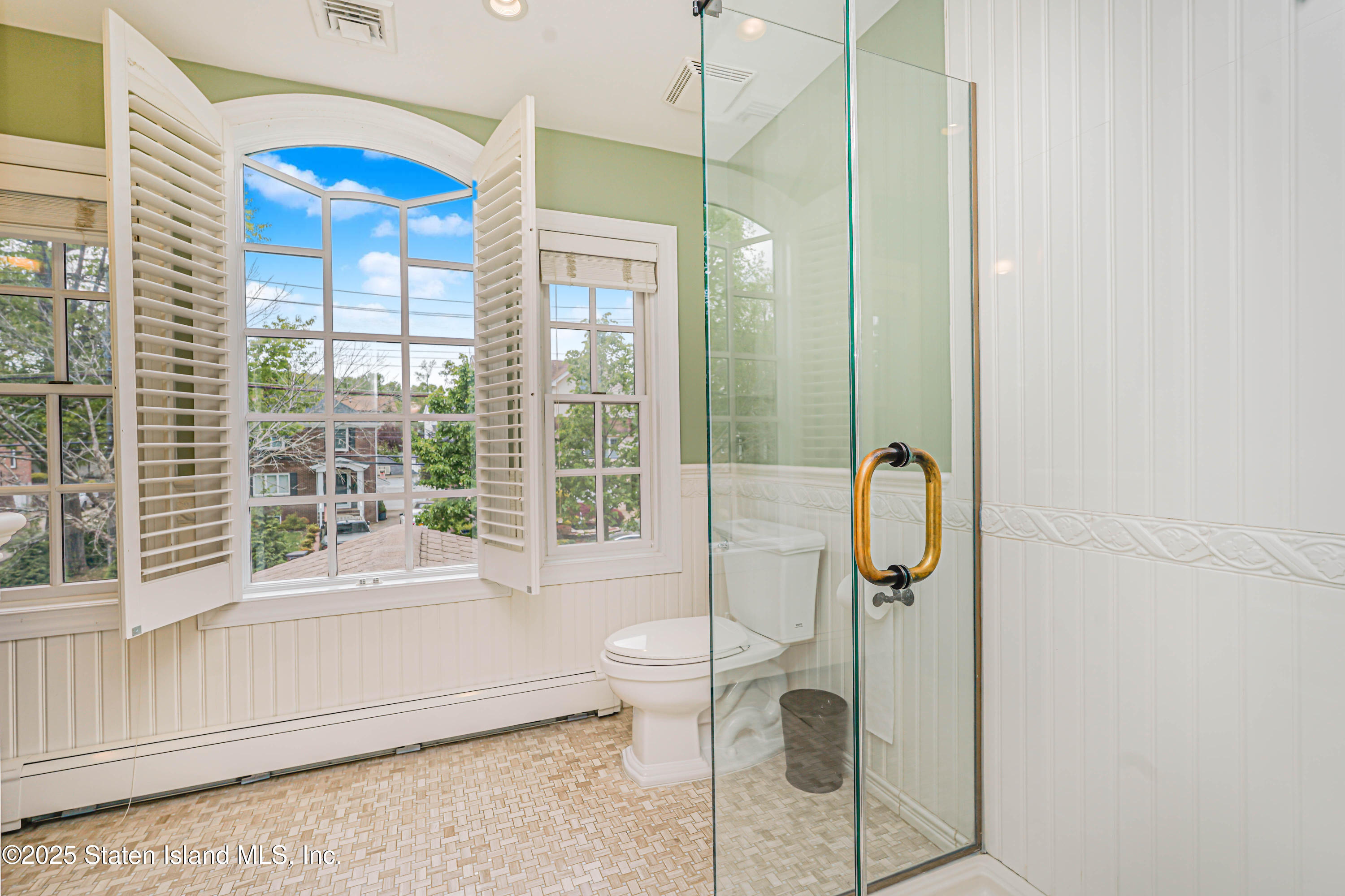 237 Bayview Avenue, Staten Island, New York image 36