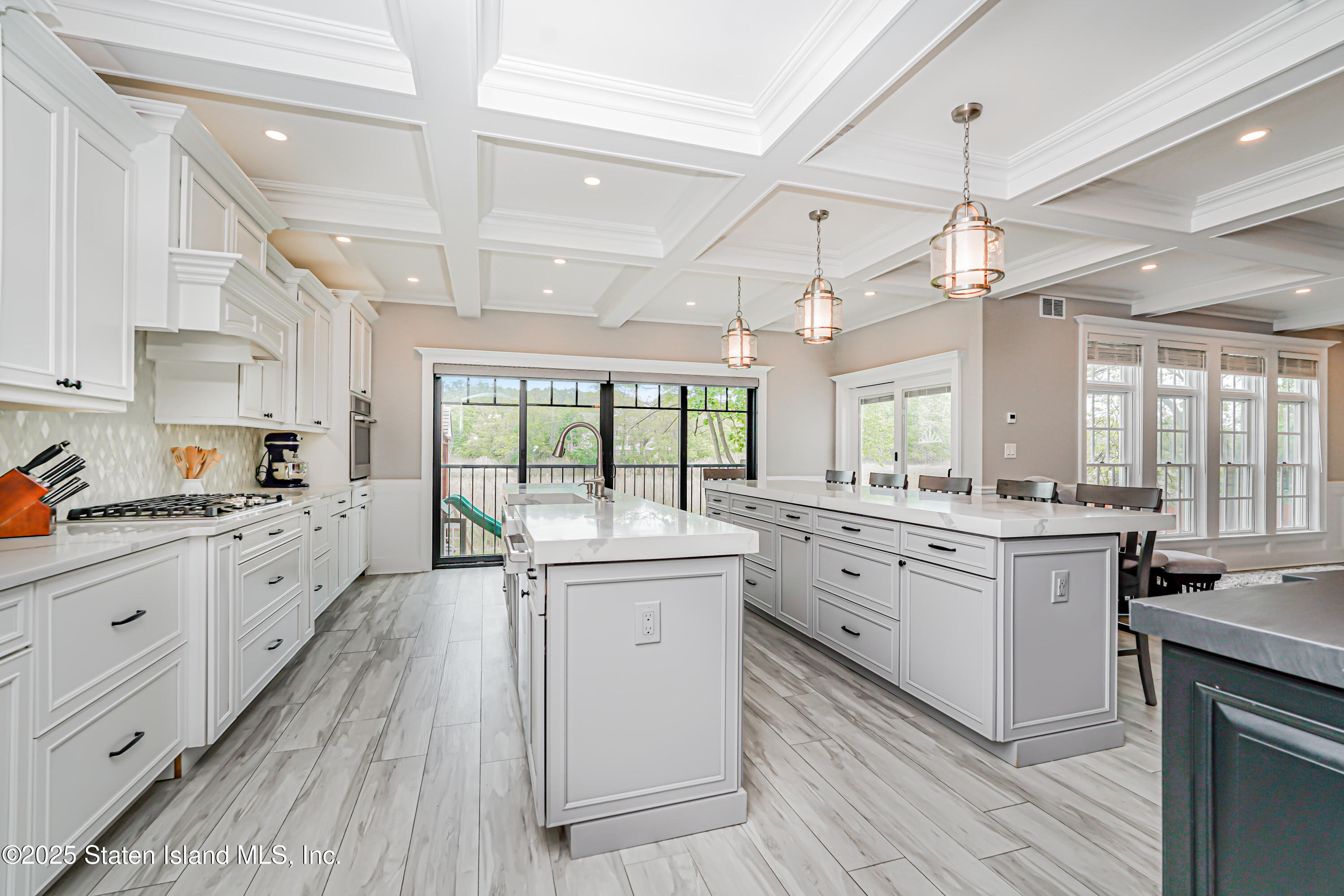 237 Bayview Avenue, Staten Island, New York image 12