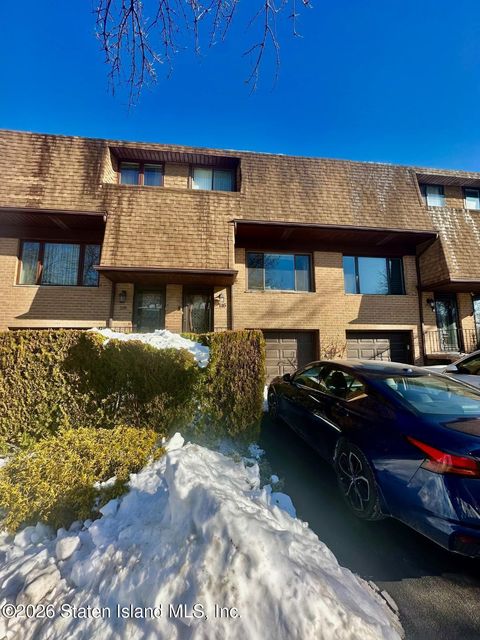 Photo of 116 Windham Loop, Staten Island, NY 10314 (MLS # 2600653)