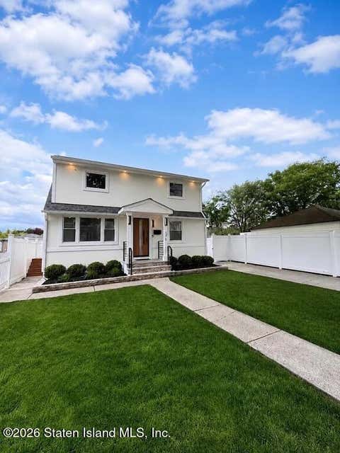 Homes For Sale - 130 Jefferson Street<br/> Staten Island, NY 10304