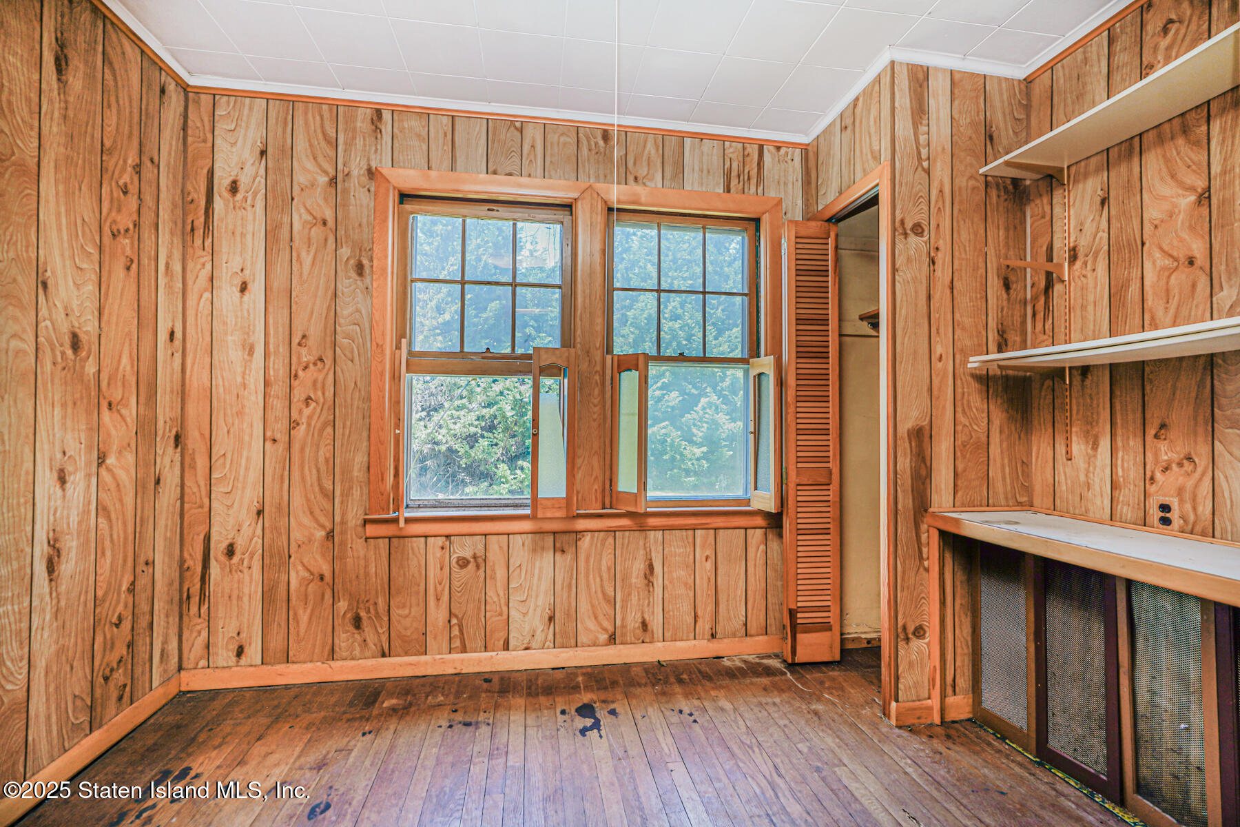 233 Locust Avenue, Staten Island, New York image 24