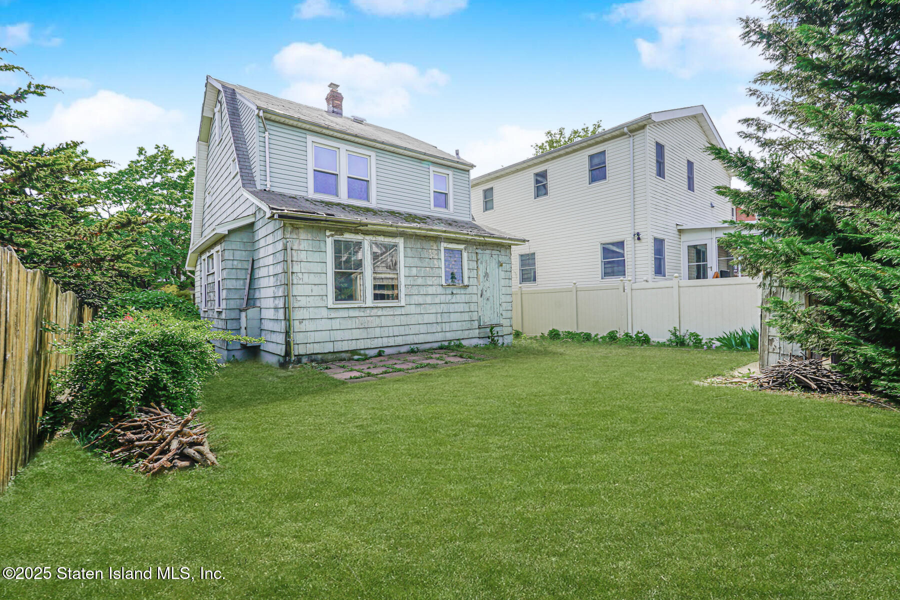 233 Locust Avenue, Staten Island, New York image 27