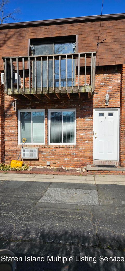Photo of 31 Russell Street #G, Staten Island, NY 10308 (MLS # 2401156)