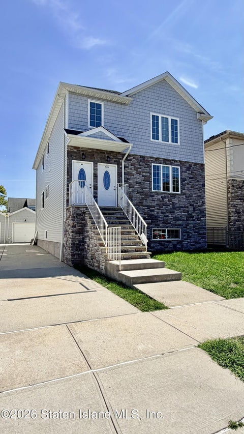 Apartment For Rent - 415 Willowbrook Road #1FL<br/> Richmond County, Staten Island, NY 10314