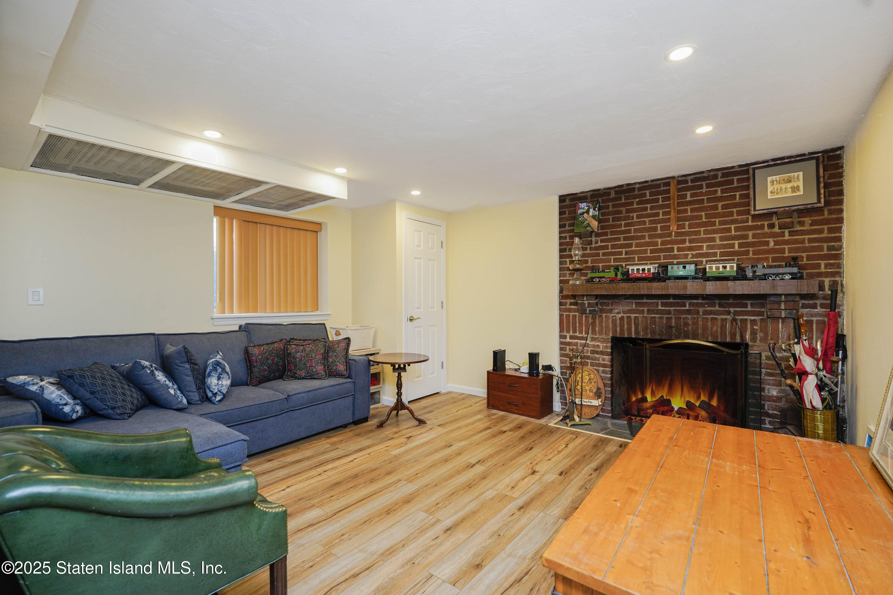 44 Westbury Avenue, Staten Island, New York image 30