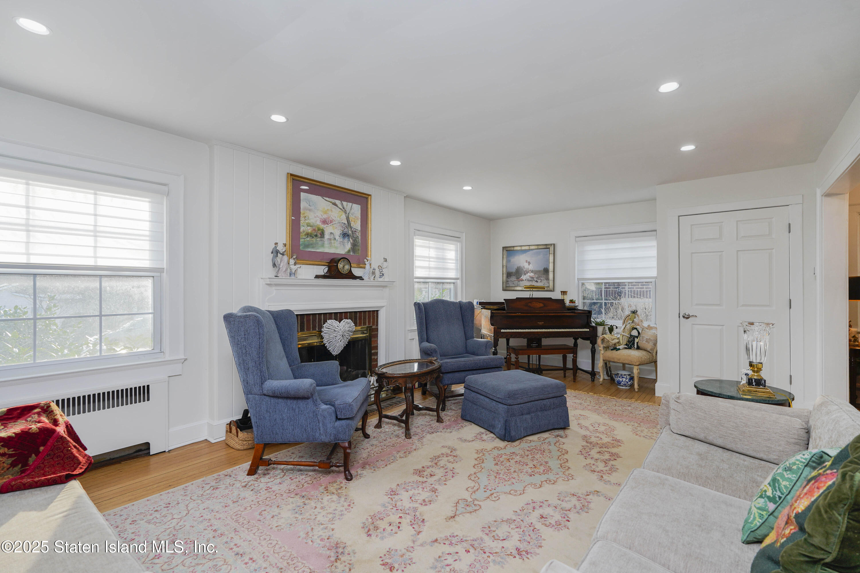 44 Westbury Avenue, Staten Island, New York image 9