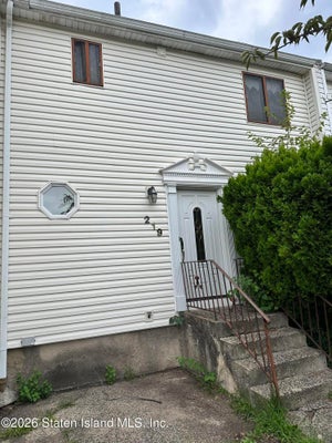 219 REGIS DR, STATEN ISLAND, NY 10314 - Image 41b23ff52e9c550af8ea4faa48f2ce9b/475874941