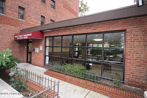 Photo of 100 Colfax Avenue #6d, Staten Island, NY 10306 (MLS # 2600242)