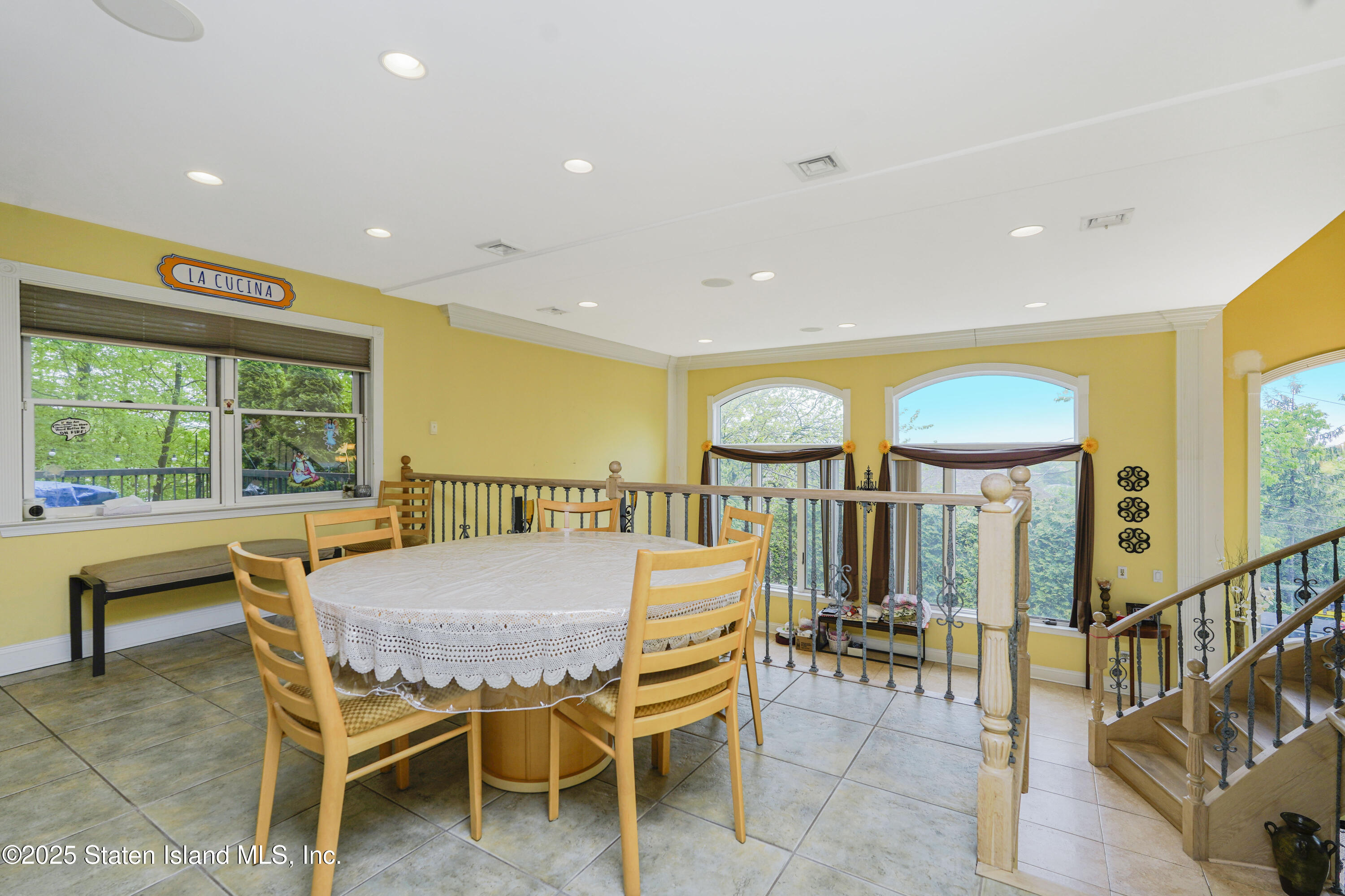 16 Diana Trail, Staten Island, New York image 20