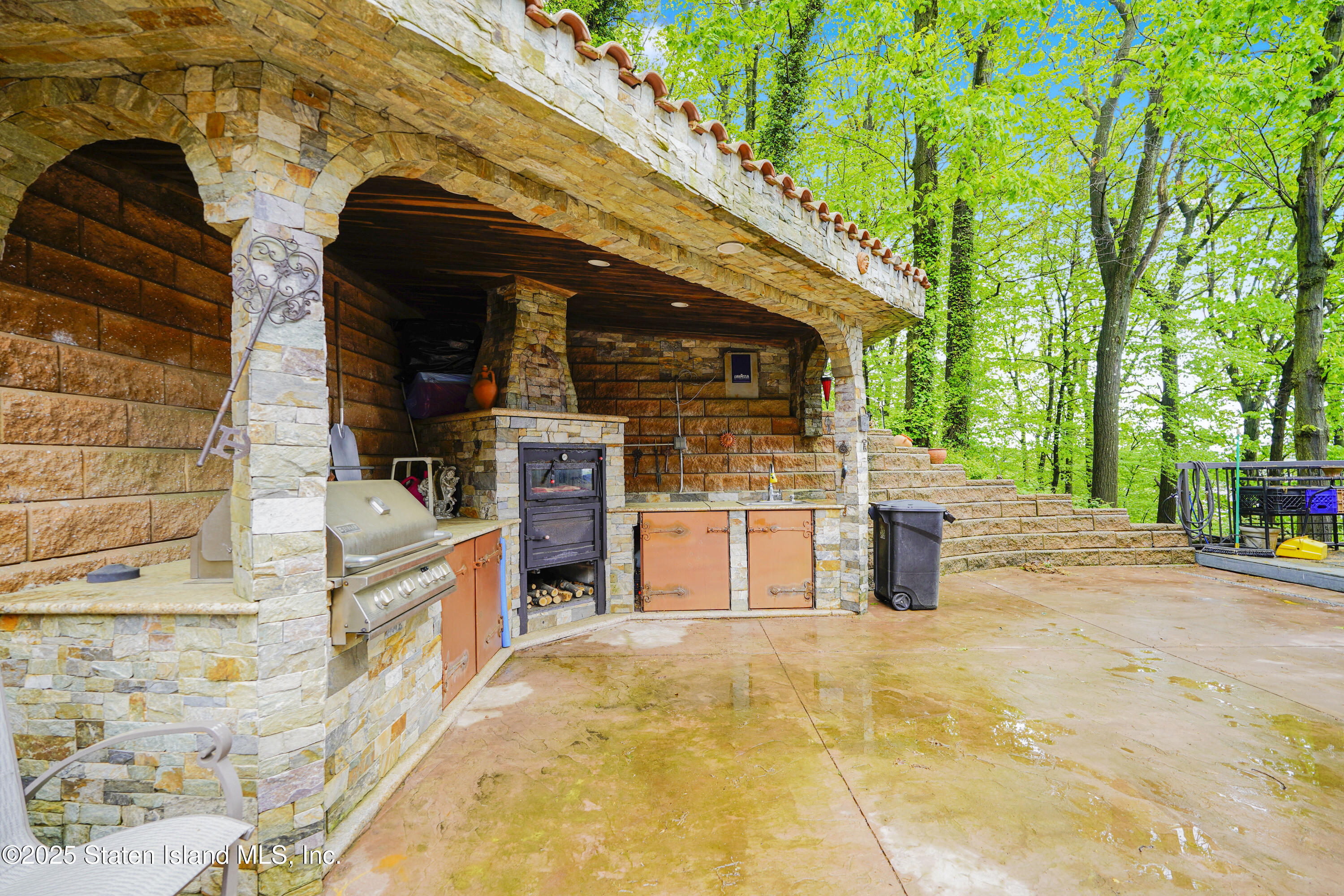 16 Diana Trail, Staten Island, New York image 46
