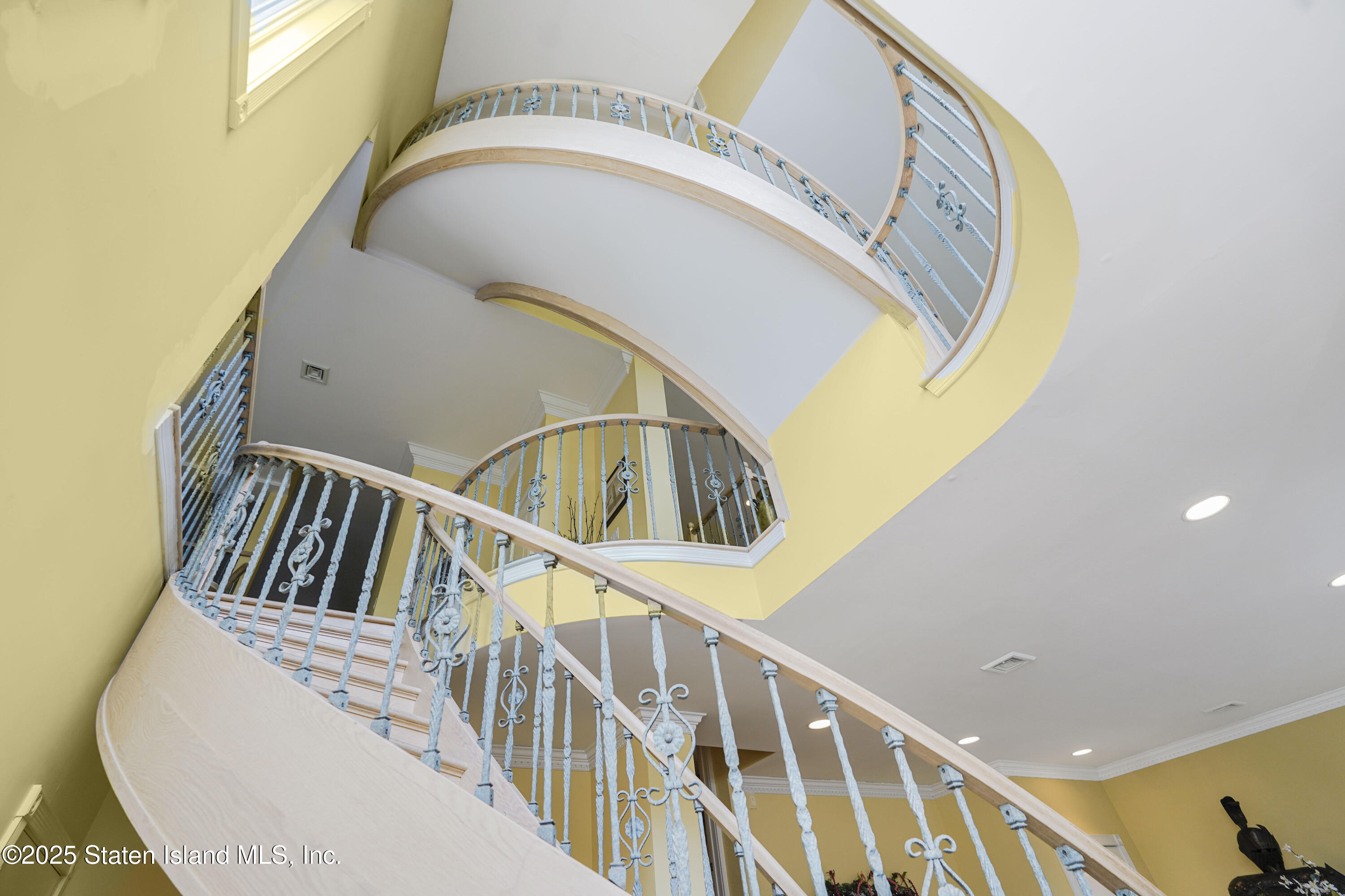 16 Diana Trail, Staten Island, New York image 14